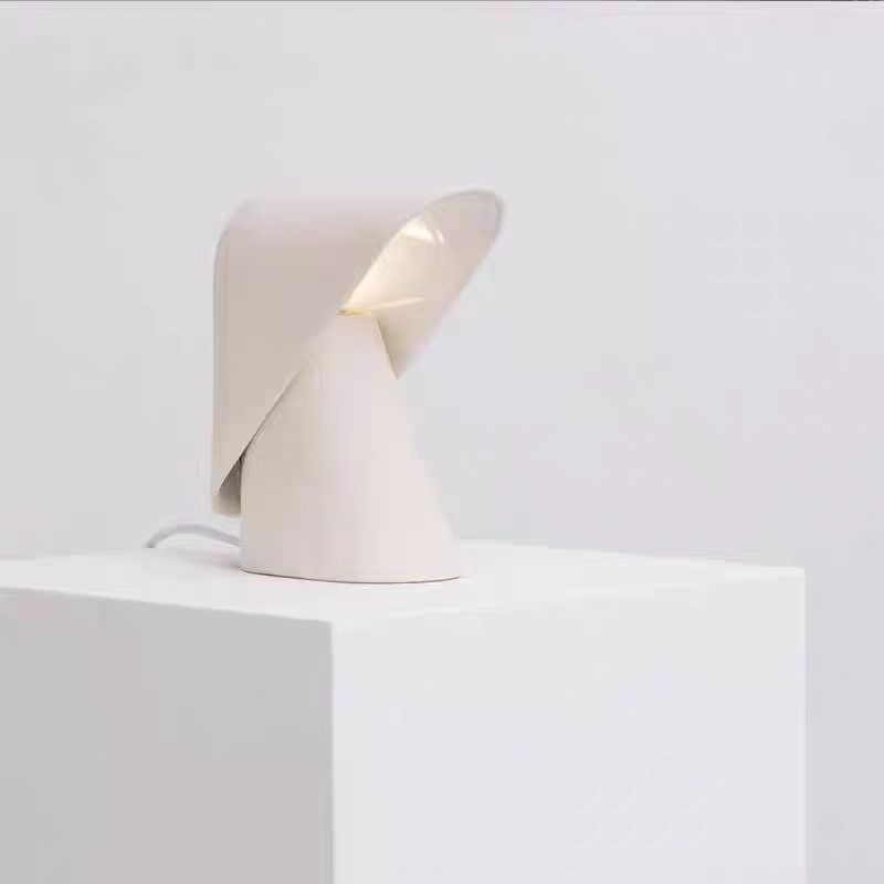 현대 미니멀리스트 수지 LED 책상 램프 디자이너 크리 - Resin Art Floor Design 리뷰 및 가격