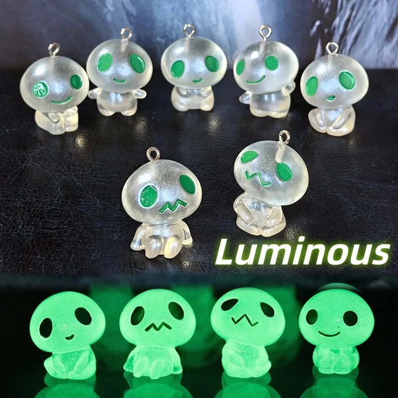 7개 야광 외계인 레진 참, 야광 만화 외계인 펜던트  - Resin Art Keychain 리뷰 및 가격